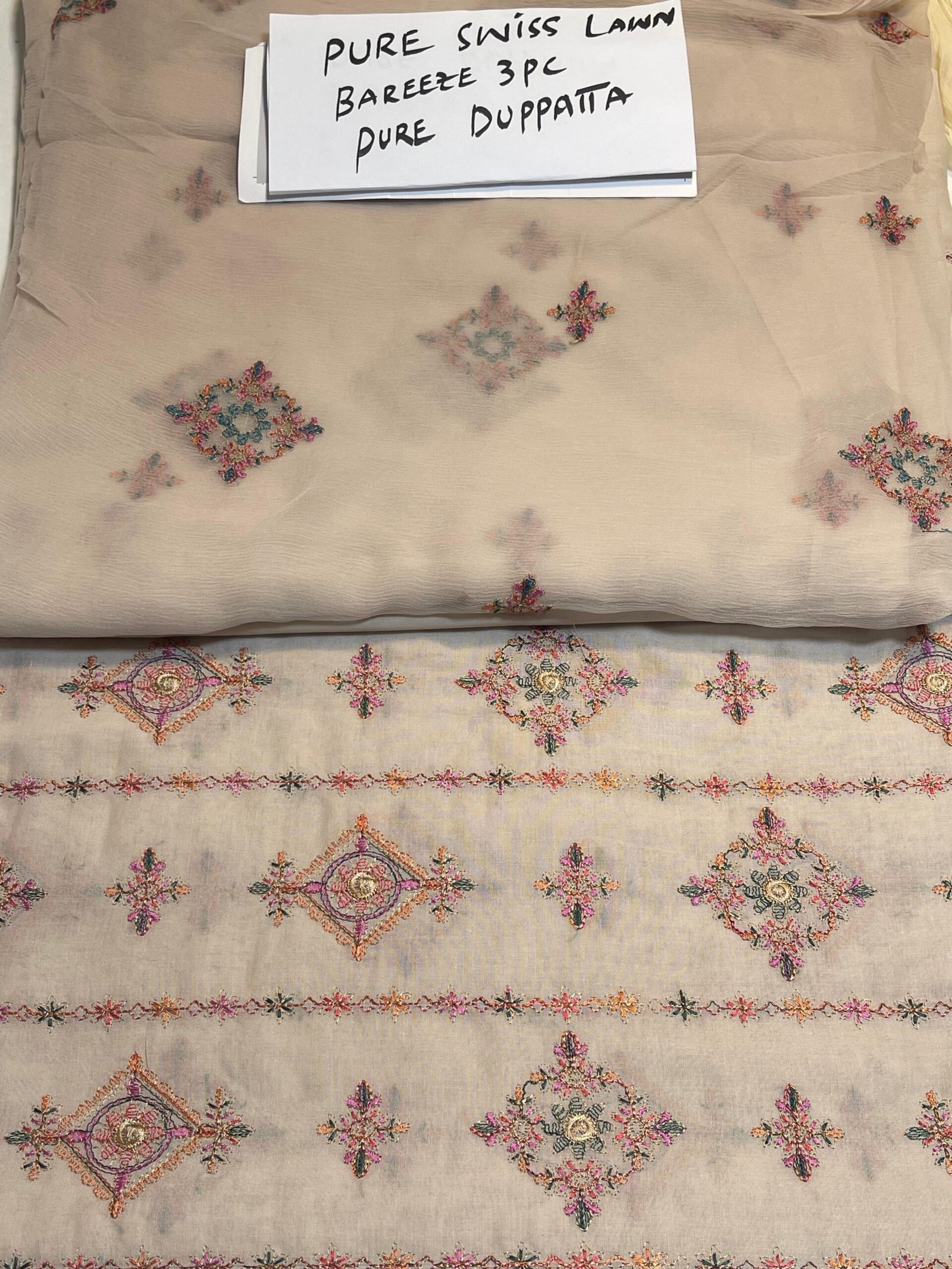 WhatsApp-Image-2026-02-12-at-4.21.54-PM-2-scaled-1.jpeg Bareeze Pure Swiss Lawn 3Pc MK - 62 - Image 1