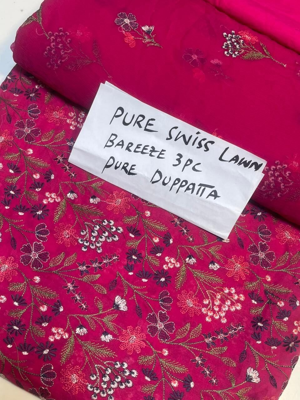 WhatsApp-Image-2026-02-17-at-3.17.21-PM-rotated-1.jpeg Bareeze Pure Swiss Lawn 3Pc MK - 116 - Image 1