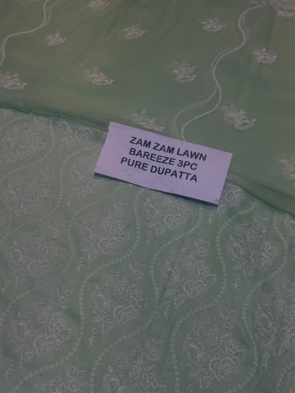 WhatsApp-Image-2026-02-26-at-3.53.16-PM.jpeg Bareeze Pure Swiss Lawn 3Pc MK - 190 - Image 1